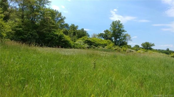 20 Oliver Rd, Enfield, CT 06082